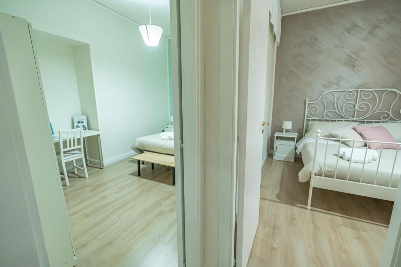 Casa Vacanze Decumano 18 Napoli Eksteriør billede